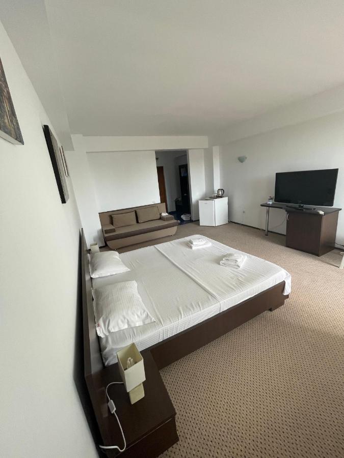 Garsoniere Dya Apartment Западен Ефорие Екстериор снимка